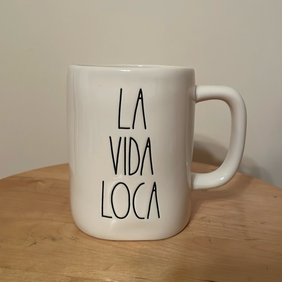 Rae Dunn mug La Vida Loca NWOT - Picture 1 of 7